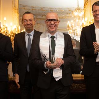 Ceremonie de remise de diplome