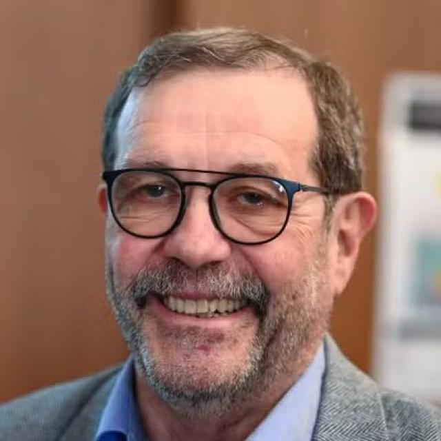 Alain Aspect